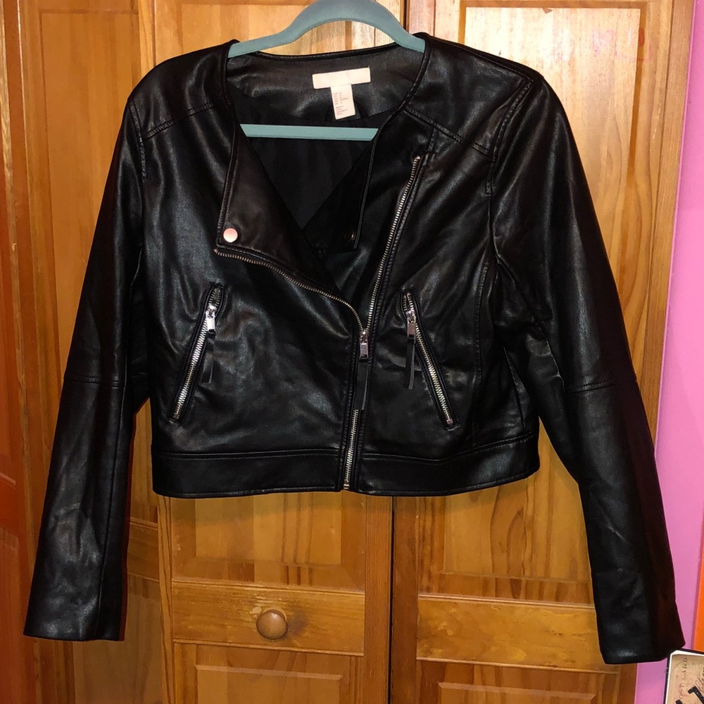 H&M fake leather cropped jacket